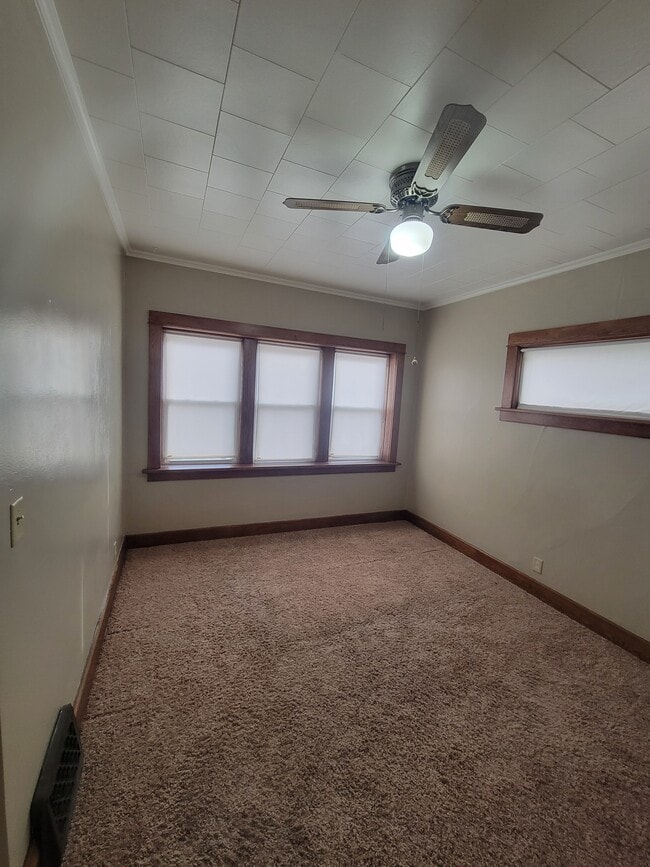 Photo - 274 Ellis St