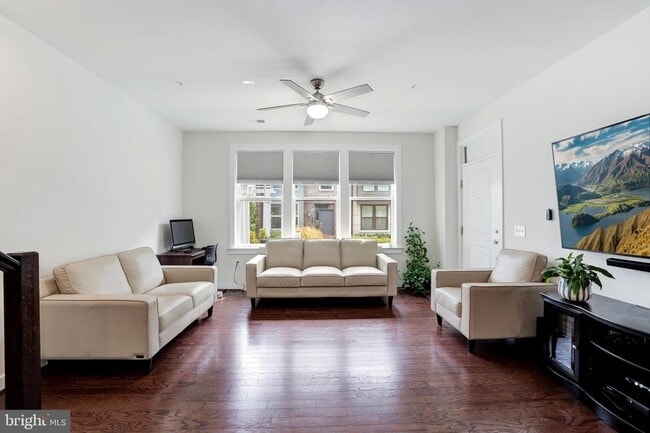 Photo - 13389 Launders St