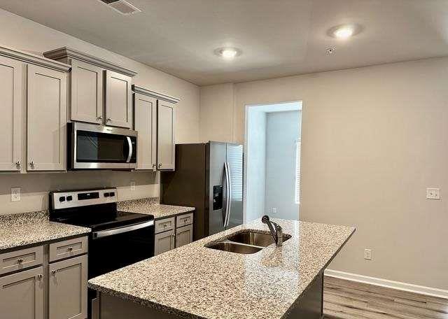 Photo - 6085 Mallory Ridge