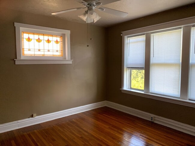 Photo - 3647 Keokuk St Unidad 2e