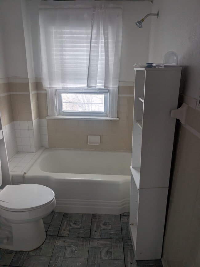 Photo - 216 Hager St