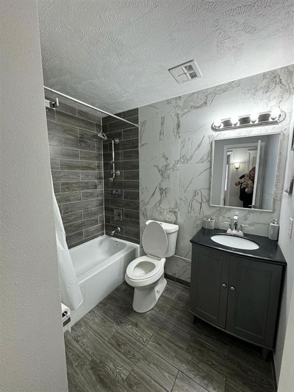 Photo - 1649 W Oak Ridge Rd Unit 1649C