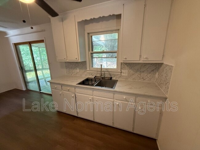 Photo - 2549 N Olivers Cross Rd