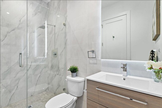 Photo - 6025 BLVD E Unit 606