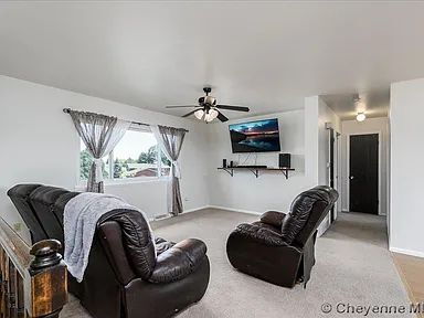 Photo - 4518 Ontario Ave