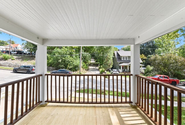 Photo - 828 N 41st Ave