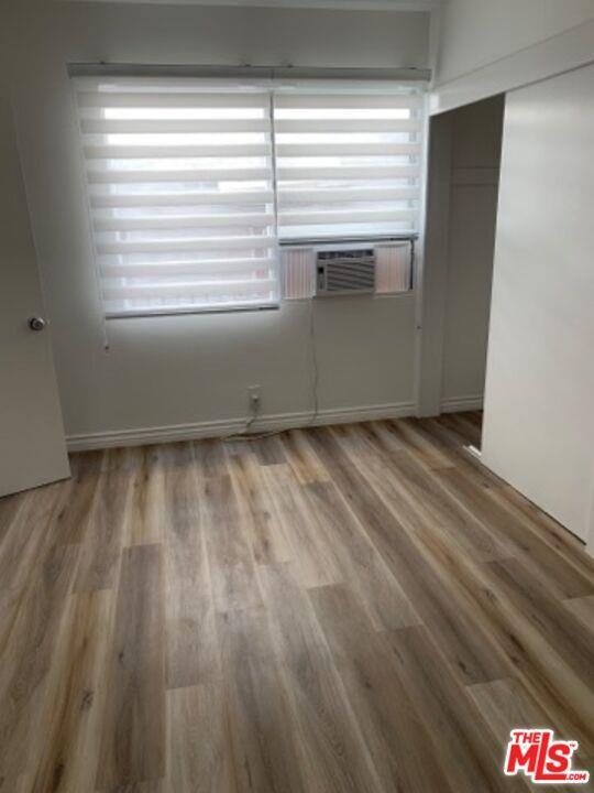 Building Photo - 10561 Missouri Ave Unit 1 Rental