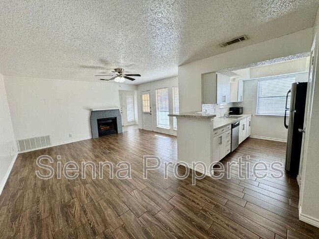 Photo - 9206 Kempler Dr Unidad B