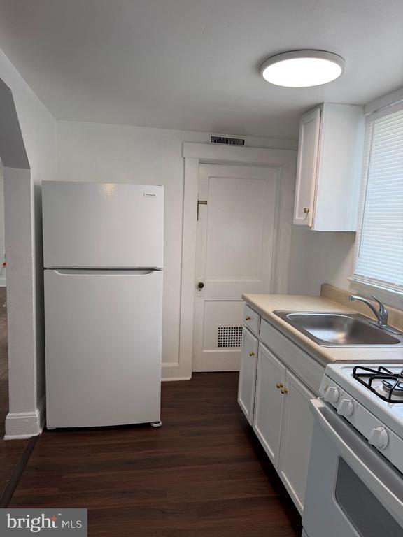 Photo - 4024 Bradys Hill Rd