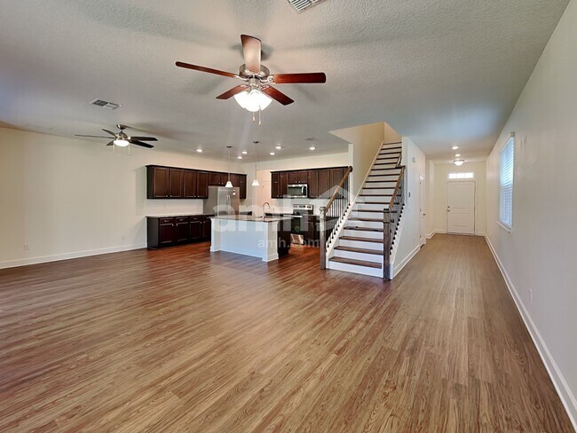 Photo - 1889 Silver Point