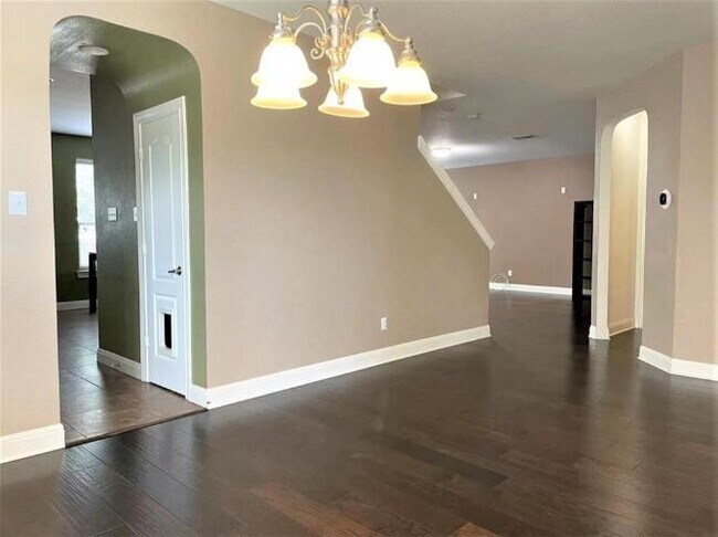 Photo - 508 Tyree Rd