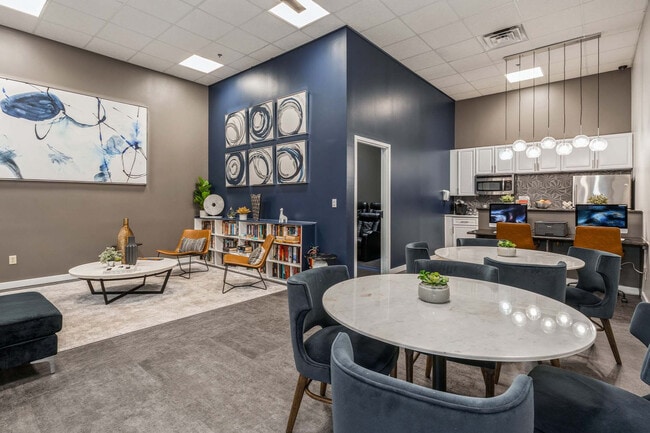 Photo - Parc at Lyndhurst