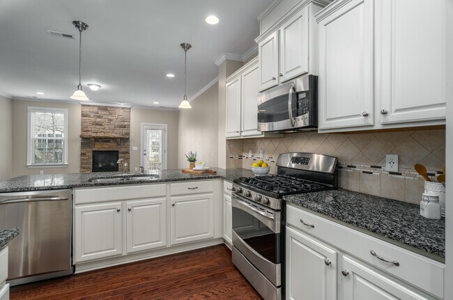 Photo - 719 Transom View Way