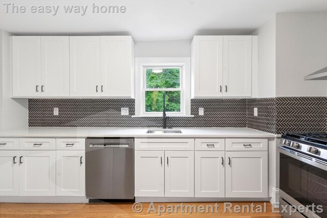 112 Woodstock St Unit 2
