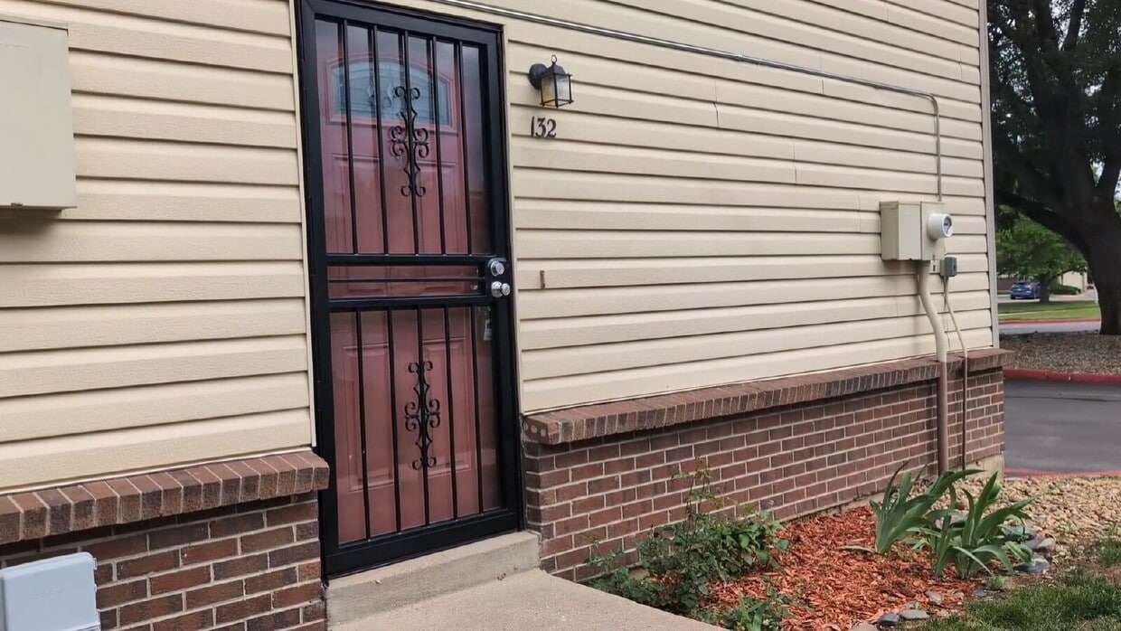 "Charming 2-Bed Condo Retreat in Lakewood ... - "Charming 2-Bed Condo Retreat in Lakewood ...