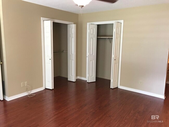 Photo - 102 Myrna Cir