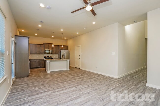 Photo - 9835 Willow Creek Commerce Dr