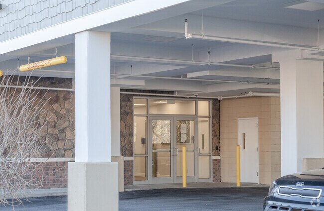 Baypointe at Keyport Apartments
