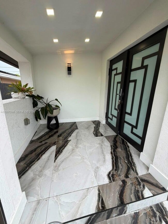 Photo - 10460 SW 26th Terrace