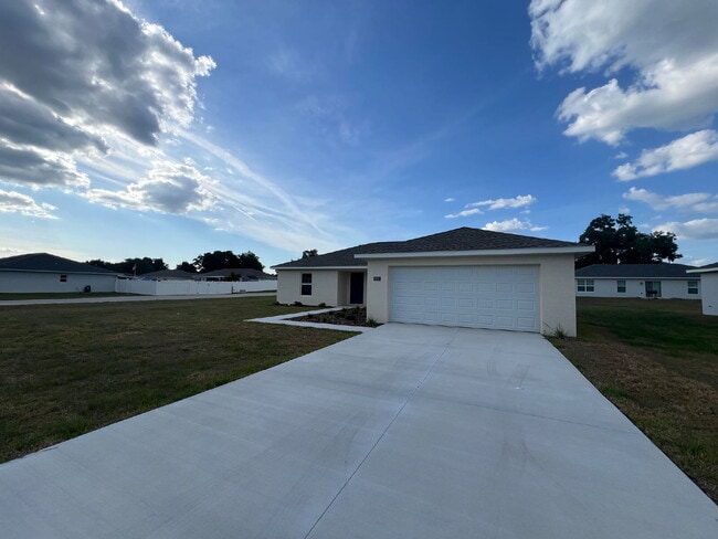 Photo - ***MOVE-IN SPECIAL NO APPLICATION FEES****...