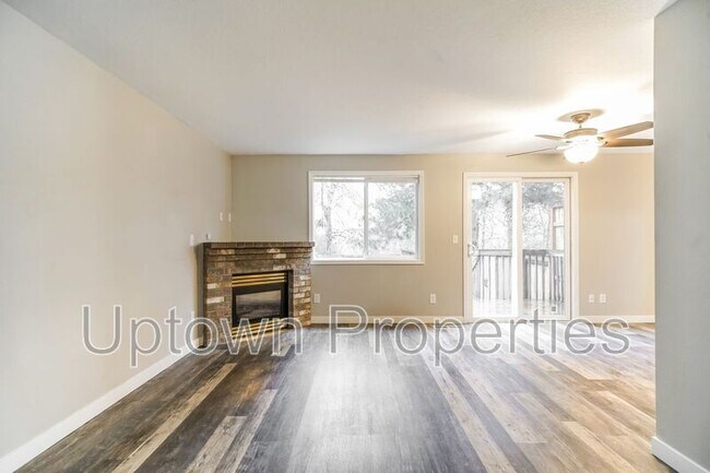 Photo - 6133-6135 SE Frances St.