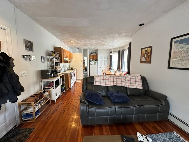 Photo - 58 Mansfield St Unit 2