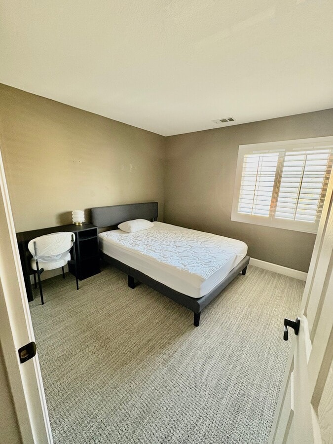 Photo - 1 Monthly Rental
