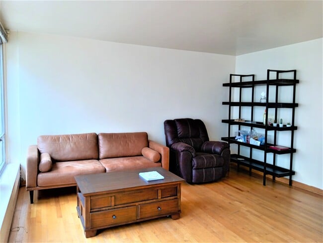 Photo - 1450 E 55th Pl Unit 525s