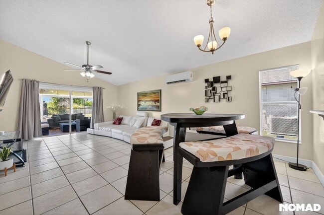 Photo - 293 Chicago Woods Cir