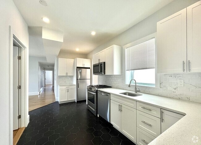 Building Photo - 287 Hancock St Unit 2 Rental