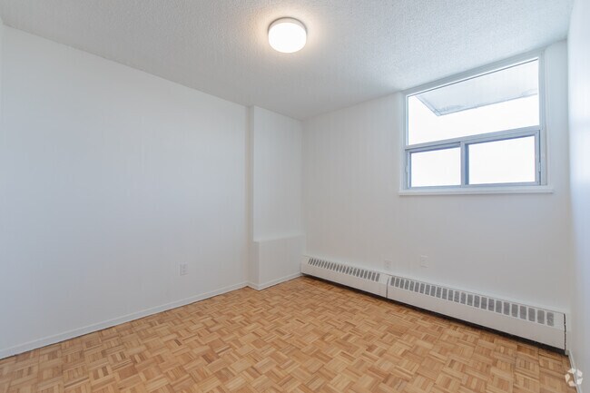 2BR, 1BA - 944SF - Dining Room