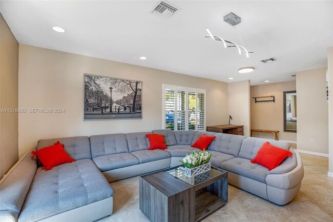 Photo - 4710 NE 18th Terrace