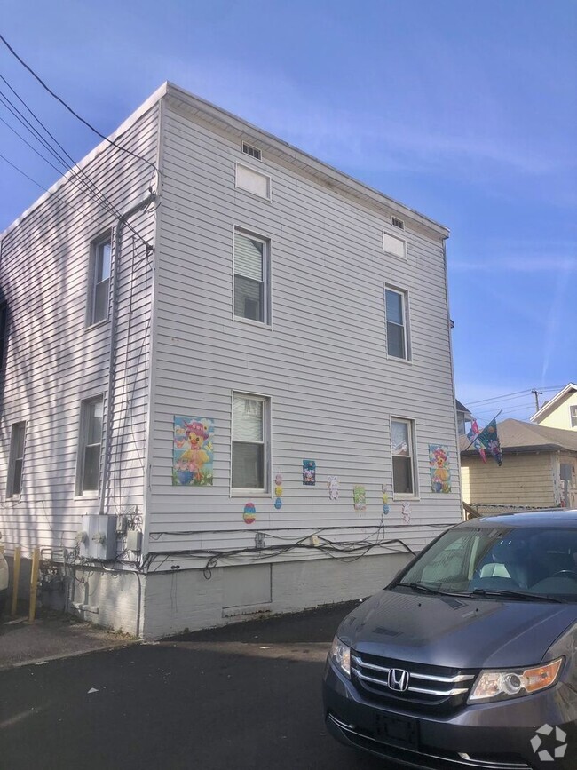 Building Photo - 7 Pork Hollow St Unit Pork Hollow Rental
