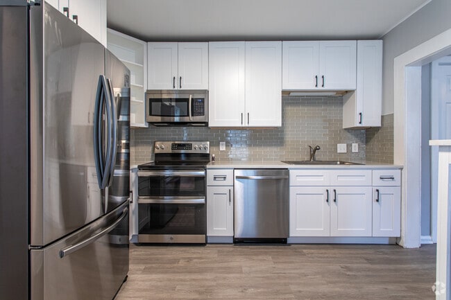 Building Photo - 894 Ormewood Ave SE Unit 1 Rental