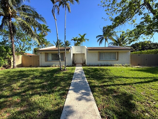2645 Riverland Dr Unidad W