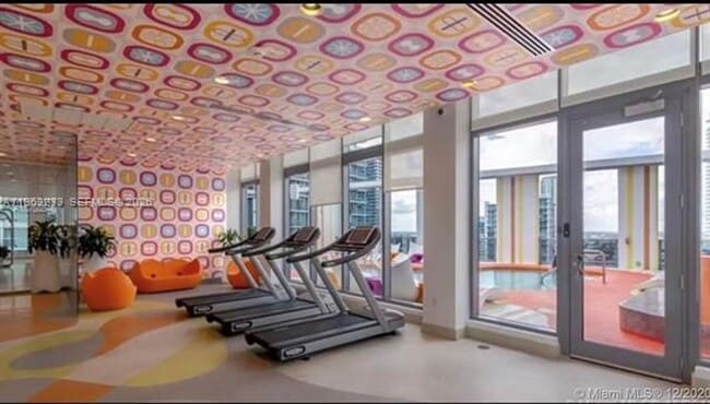 Photo - 31 SE 6th St Unit 31 SE 6th St  1404