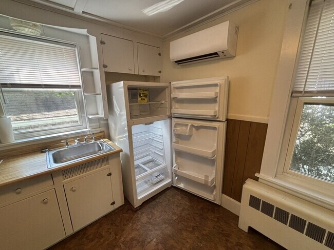 Photo - *** Studio Apartment for Rent – Historic Bath, Maine ***