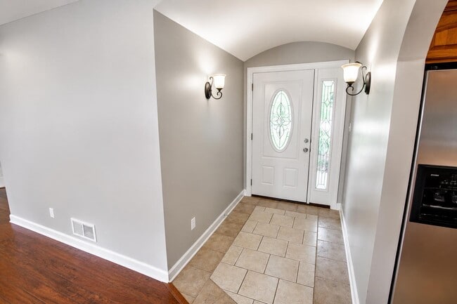 Photo - 7106 Stanwood Dr