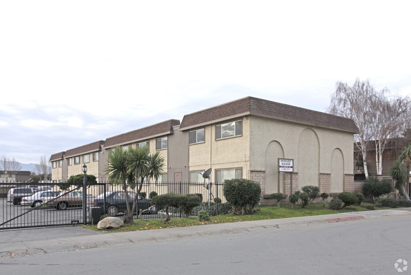 Hollister Hacienda - Hollister Hacienda Apartments
