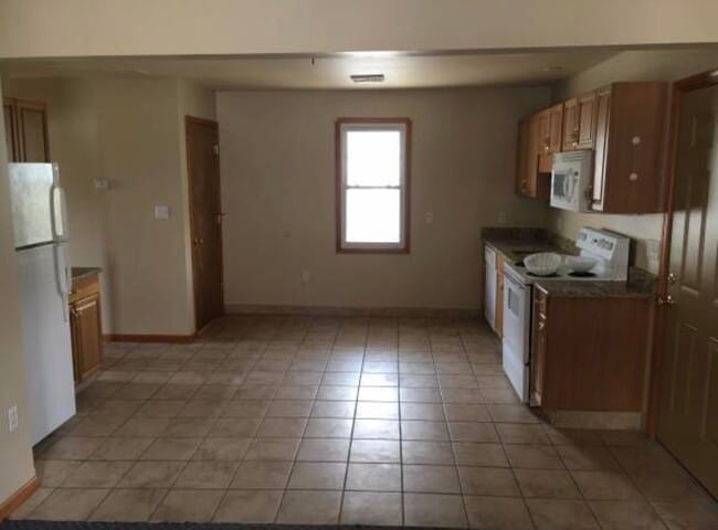 Photo - 139 N Third St Unidad 2A