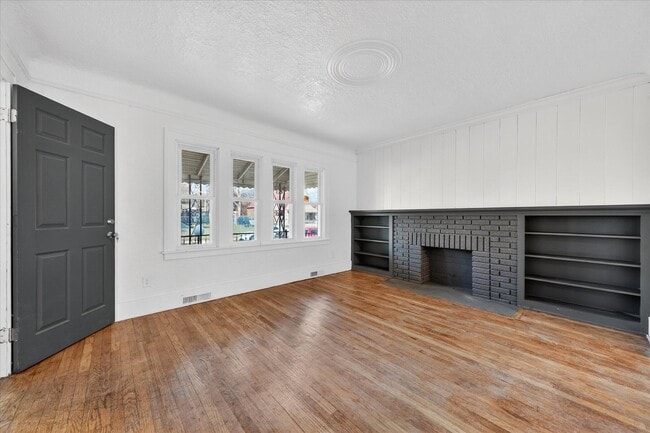 Photo - 16890 Stoepel St