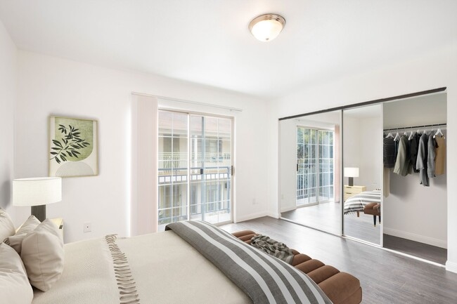 Photo - 1817 Garfield Pl