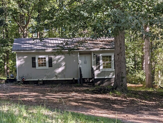 123 Kathryn Rd
