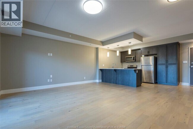 Photo - 4578 Huron Church Line Rd Unit 203