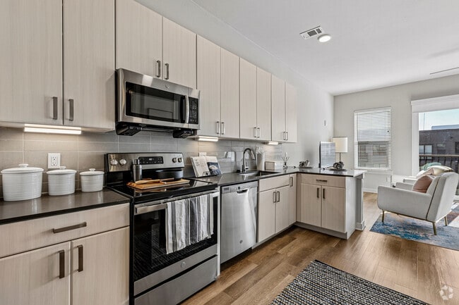 Artist - Studio, 1BA - 561SF - Kitchen
