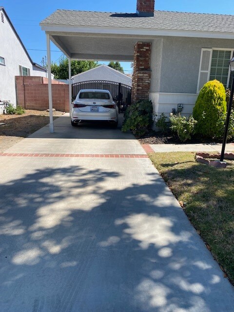 Street View - 19550 Hamlin St Unit Guest