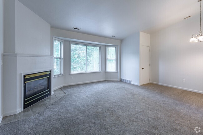 1 BR, 1 BA - Kensington 2 - 923 SF - Hidden Lakes