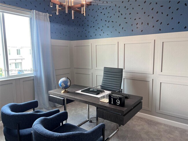 Photo - 640 SE 14th St