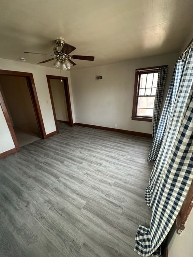 Photo - 941 Sheridan St Unit D