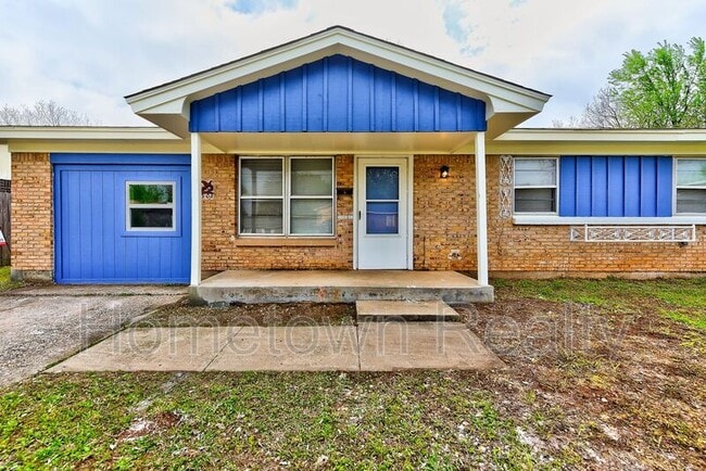 Photo - 1308 Mcdonald Dr